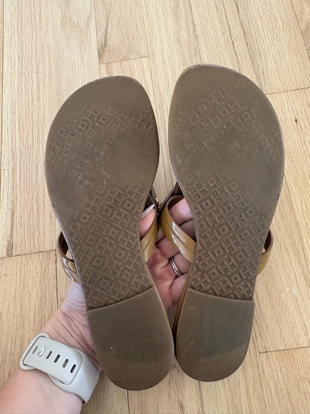 Tory Burch Tan Miller Patent Sandal - Picture 13 of 16